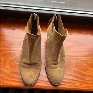 Splendid Brown Ankle Boots